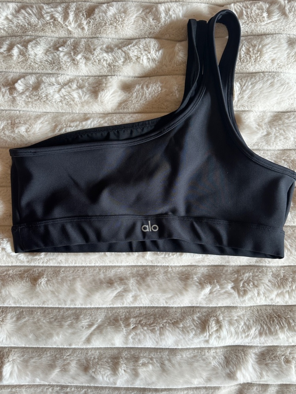 ALO Yoga Asymmetrical One-Shoulder Sports Bra in Black